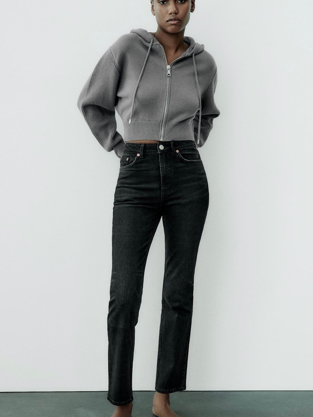 Zara High-Rise Boot Cut Cropped Jeans in Black NWT